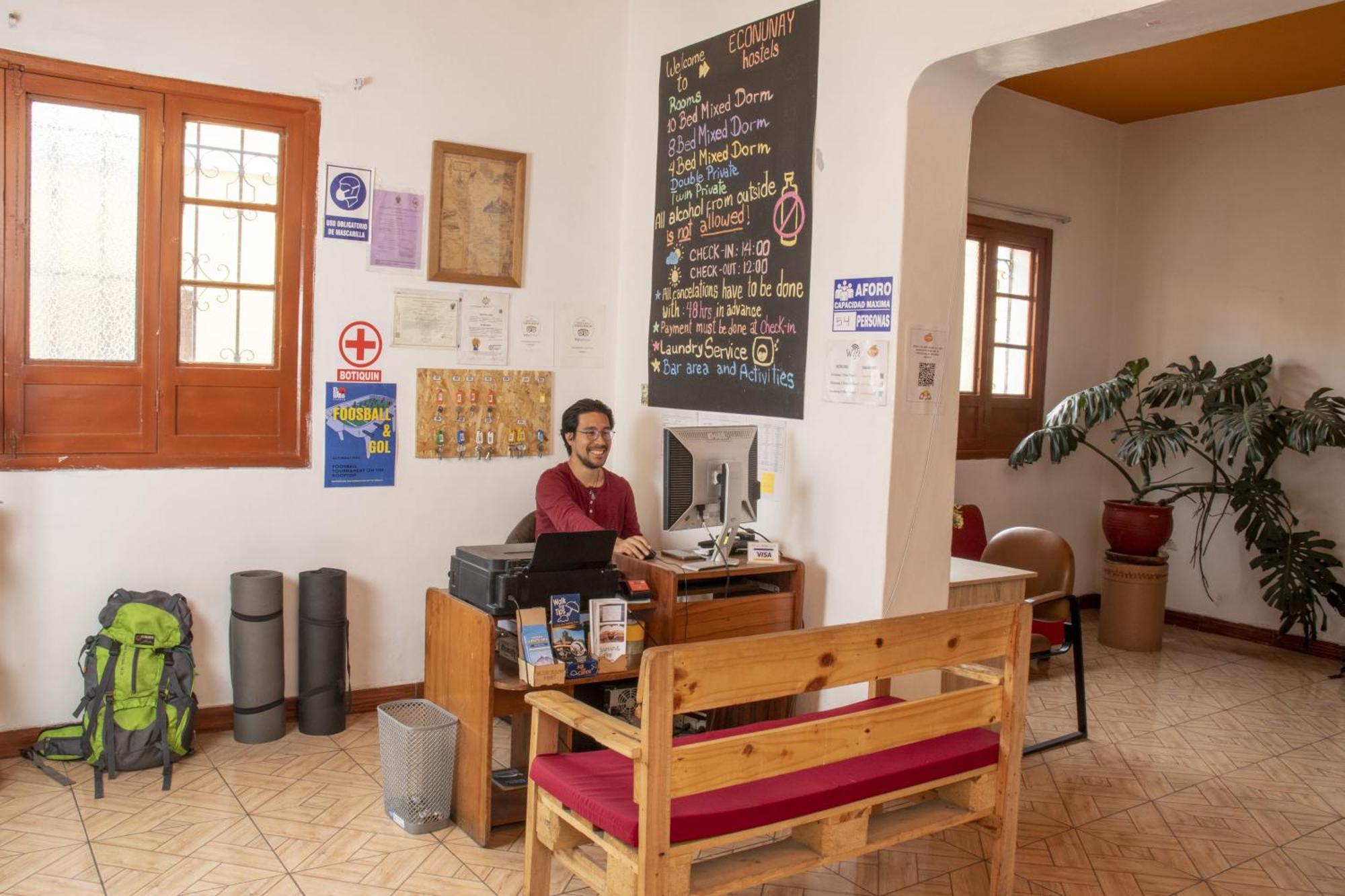 Econunay Hostels アレキパ エクステリア 写真